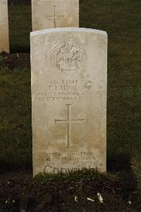 Delville Wood Cemetery Longueval - Fairhurst, T