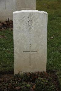 Delville Wood Cemetery Longueval - Falconer, Robert