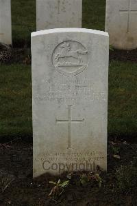 Delville Wood Cemetery Longueval - Garnett, Henry