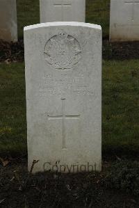 Delville Wood Cemetery Longueval - Garrett, I