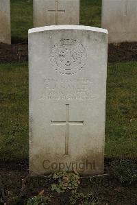 Delville Wood Cemetery Longueval - Gayler, P J