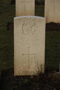 Delville Wood Cemetery Longueval - Gillard, P E