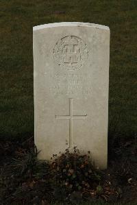 Delville Wood Cemetery Longueval - Green, E