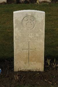 Delville Wood Cemetery Longueval - Green, Thomas