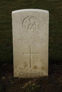 Delville Wood Cemetery Longueval - Harper, W