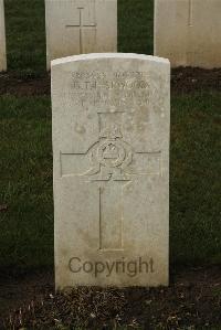 Delville Wood Cemetery Longueval - Harwood, G T