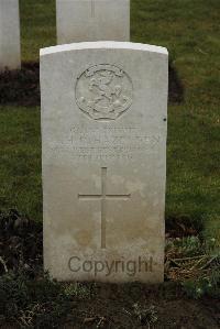 Delville Wood Cemetery Longueval - Hazelden, Maurice Harold Oliver