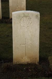 Delville Wood Cemetery Longueval - Heather, John Cameron