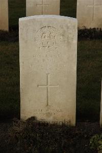 Delville Wood Cemetery Longueval - Hodges, G