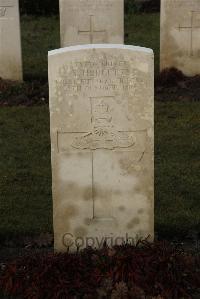 Delville Wood Cemetery Longueval - Hodgetts, S