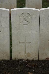 Delville Wood Cemetery Longueval - Holmes, E