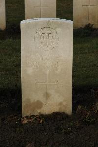 Delville Wood Cemetery Longueval - Hooton, William