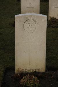 Delville Wood Cemetery Longueval - Hughes, H