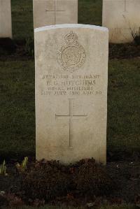 Delville Wood Cemetery Longueval - Hutchins, E G