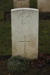 Delville Wood Cemetery Longueval - Jones, D G