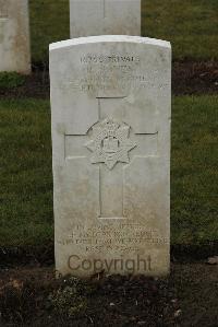 Delville Wood Cemetery Longueval - Jones, R