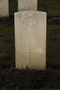 Delville Wood Cemetery Longueval - Knights, H