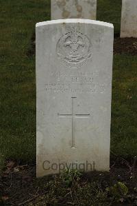 Delville Wood Cemetery Longueval - Leach, E C