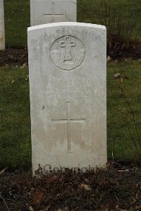 Delville Wood Cemetery Longueval - Leach, H C