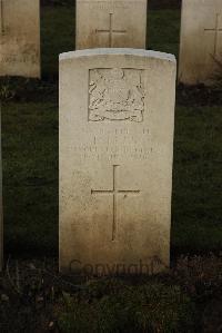 Delville Wood Cemetery Longueval - Leek, H