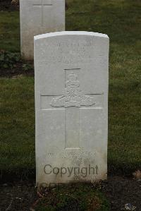 Delville Wood Cemetery Longueval - Lees, Arthur