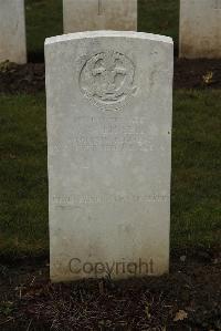 Delville Wood Cemetery Longueval - Linsell, Mark William