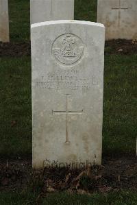 Delville Wood Cemetery Longueval - Llewellyn, J H