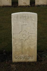 Delville Wood Cemetery Longueval - Loman, A J