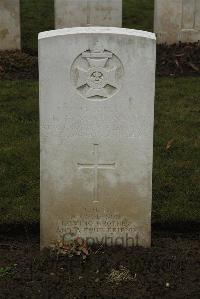 Delville Wood Cemetery Longueval - MacDonald, Henry Elworthy