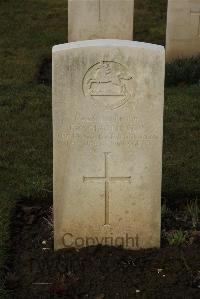 Delville Wood Cemetery Longueval - Mallinson, F W