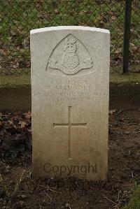 Delville Wood Cemetery Longueval - Marsden, F