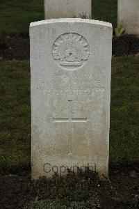 Delville Wood Cemetery Longueval - McFarlane, H N