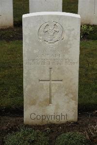 Delville Wood Cemetery Longueval - Meades, R