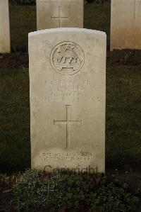 Delville Wood Cemetery Longueval - Mills, Albert Edward