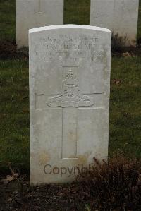 Delville Wood Cemetery Longueval - Minshall, H A