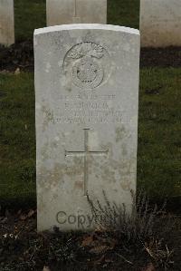 Delville Wood Cemetery Longueval - Morris, Robert