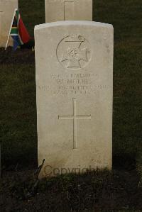 Delville Wood Cemetery Longueval - Morris, W