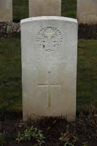 Delville Wood Cemetery Longueval - Murch, A