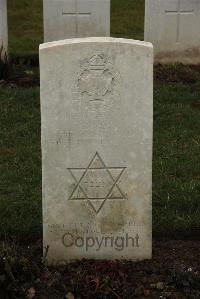 Delville Wood Cemetery Longueval - Myers, John