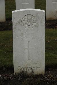 Delville Wood Cemetery Longueval - Nott, E