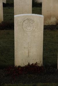 Delville Wood Cemetery Longueval - Owen, Lewis Roberts