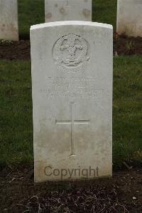 Delville Wood Cemetery Longueval - Owen, W