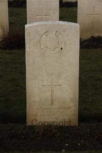 Delville Wood Cemetery Longueval - Packham, Ernest