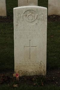 Delville Wood Cemetery Longueval - Parker, T E E