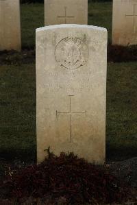 Delville Wood Cemetery Longueval - Pearson, H E