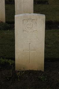 Delville Wood Cemetery Longueval - Ponder, E H