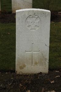 Delville Wood Cemetery Longueval - Pritchard, T