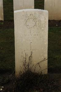 Delville Wood Cemetery Longueval - Putt, R A