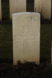 Delville Wood Cemetery Longueval - Reader, Leonard Owen