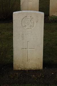 Delville Wood Cemetery Longueval - Richardson, L